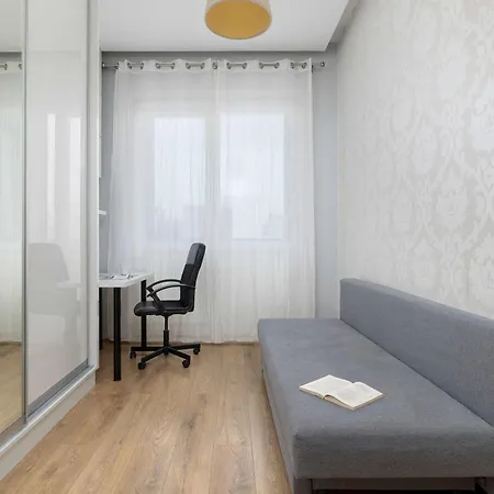 Air-conditioned Two Bedroom Family By Renters Daire *